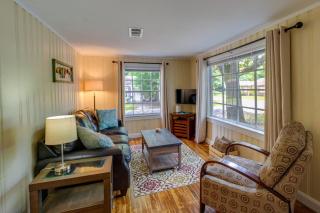 Cozy 3 Oaks Cottage in Gulfport Close to Beach! - Gulfport - 9