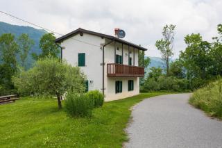 Tinčeva hiša - Kanal - 5