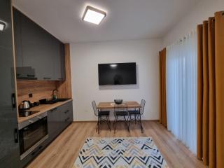 Dom B Apartments - Budva - 4