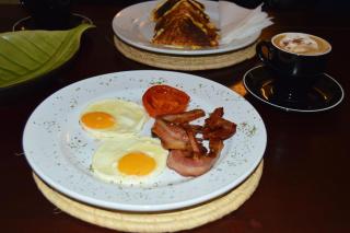 BOUGAINVILLA Boutique Hotel & Restaurant - 1