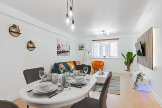 CEFAS Apartments Manchester - Free Parking - City Centre - 0