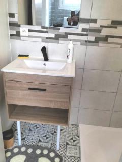Appartement avec balcon et parking privé - Roanne - 6