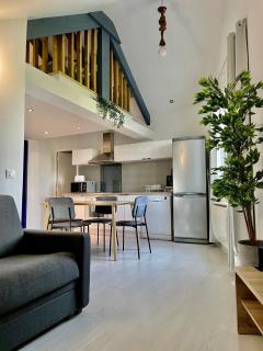 Loft renové avec Mezzanine - Vue sur le Loing - Commerces à pied - Moret-sur-Loing - 5