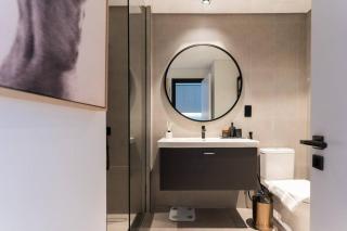 Modern Studio in Business Bay - Dubai - 1