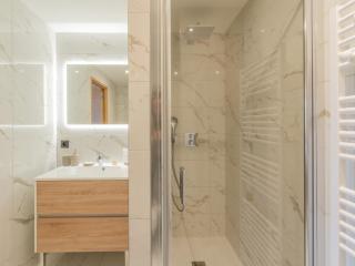 Appartement Neuf 65m² Courchevel Moriond, 2 Chambres + Cabine, Balcon, Parking Couverts, Skis aux Pieds - FR-1-563-127 - Courchevel - 3