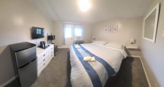 Lake Shore Farm Inn - Northwood - 4