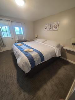 Lake Shore Farm Inn - Northwood - 3