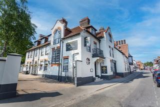 The George Hotel, Amesbury, Wiltshire - Amesbury - 0