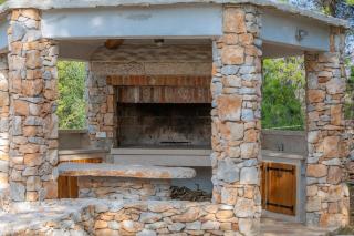 Villa Viva Brac - Pool - Meerblick - Povlja - 3