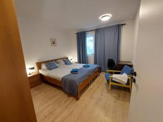 Cute Apartment Marla Art close to Center - 7