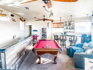 Villa La Isla PANORAMIC VIEWS, Outdoor Kitchen, sleeps 16 - Lake Havasu City - 1