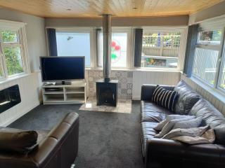 Glampavan - Haven Street - 2