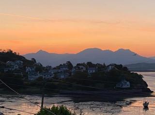 Kindly Light Beach House, Borth-y-Gest - 7
