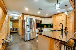 3 Mi to Lake Harney Home on 6 Acres with Fire Pit - - 2