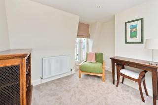Family Home near Clapham Common by UnderTheDoormat - Londra - 3