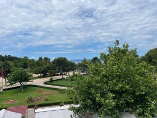 Sandra Apartments - Makarska - 0