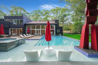Welcome To Casa Madera Estate At EH Village - East Hampton - 0