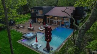 Welcome To Casa Madera Estate At EH Village - East Hampton - 8
