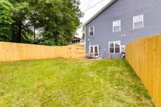 Charlotte Getaway with Yard - 3 Mi to Uptown! - Charlotte - 8