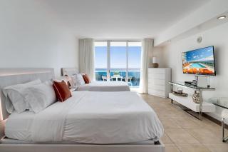 Ocean View Balcony steps from Restaurants, Peacock Park & Marina - Miami - 9