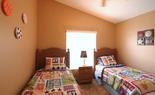 Emma Castle - private fenced home 3 miles to Disney - Kissimmee - 7