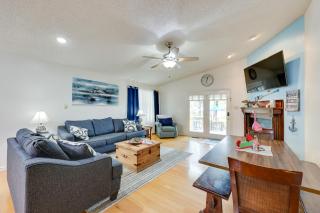 Lakefront Home with Kayaks in Hot Springs! - Hot Springs - 7