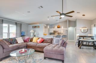 Private Pool and Canal Views Home in Cape Coral - Cape Coral - 8