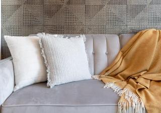 Charming 1BR and Den in Downtown Toronto with Balcony - 1