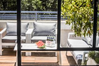 Spacious 3BR Penthouse w Rooftop 7 min from Beach and Shelter by Sea N' Rent - Tel Aviv - 3