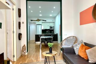 Centric 2 Bedroom Apartment with a Private Lovely Terrace - Barcellona - 8