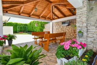 Villa Tea in Imotski, private pool - Zmijavci - 1