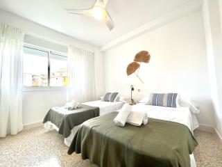 Cozy and quiet, pax7 Los Boliches, 3d, 2b, pool and close to the beach - 2