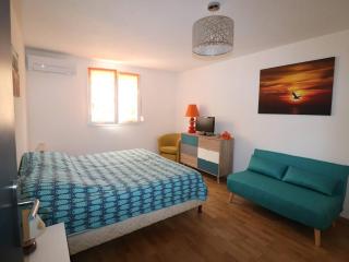 Appartement 3 pièces, RDJ, climatisé, piscine privée, parking, proche mer et commerces - FR-1-307-215 - Le Grau-du-Roi - 3