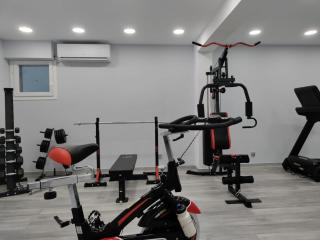 MAKexclusive - Leptokarya - 5