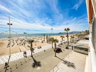 Sun Sand and Luxury Seafront Apartment Veracruz Levante - Benidorm - 9