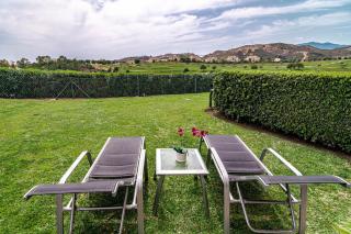 Tropical Apartment in Los Arqueros with Mountain Views and Private Garden - Benahavís - 3