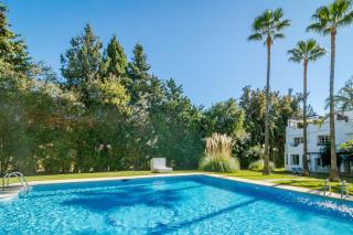 Tropical Getaway Townhouse in Nueva Andalucia close to Los Naranjos Golf - 6