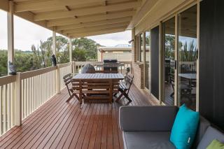 Hindmarsh Hideaway- Waterfront pet friendly NBN Private jetty - Hindmarsh Island - 2