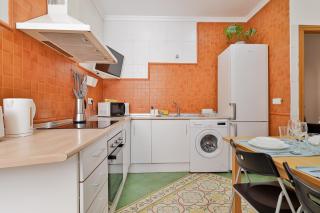 C10 Spacious 5 Bedroom in Soho - 4
