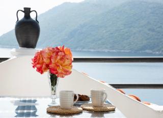 Nafsika Sea View Apartments - 9