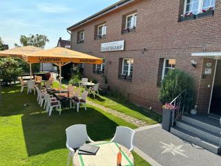 Landhotel & Restaurant "Fahrenkamp" - Röwitz - 0