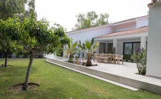 Large 5 bedroom Villa with heated pool + sea views - Marbella - 5