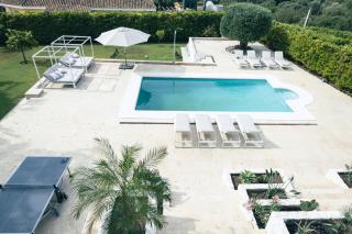 Large 5 bedroom Villa with heated pool + sea views - Marbella - 9