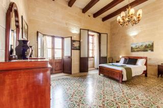 Villayana Gozitan Farmhouse with pool - Happy Rentals - San Lawrenz - 1