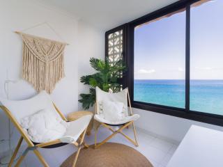 Seaside Apt with Sunset Views and Fast Wifi - Patalavaca - 3