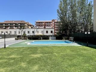 APARTBEACH CHLOE CÉNTRICO JUNTO PLAYA CLIMATIZADO CON PISCINA y GRAN TERRAZA - La Pineda - 6