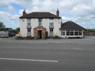 Fox and Hounds Country Inn - Willingham - 0