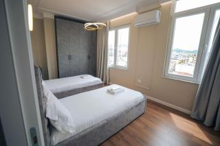 Miku Apartment-Upscale 2BDR Apartment With a Spectacular View - Tirana - 8
