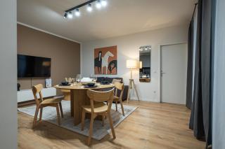 1BR apartment with a Queen-size bed and Terrace - Contactless 24h Check-In - 2