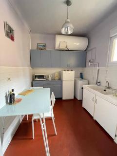 T2 dans le vieil Antibes - Antibes - 4
